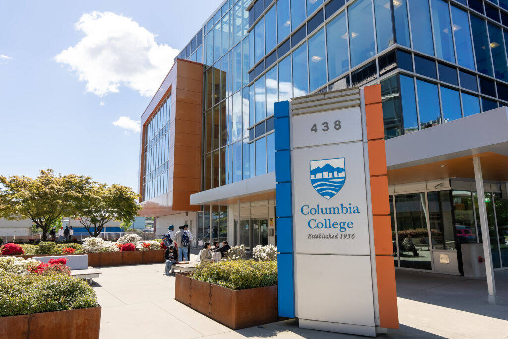 COLUMBIA COLLEGE – DU HỌC CANADA NHƯ Ý